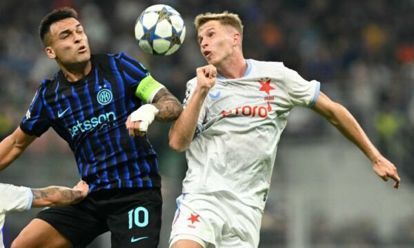 luis castro žádá více času na dosažení úspěchu. přečtěte si, proč zkušený trenér věří, že trpělivost přinese pozitivní výsledky jeho týmu.