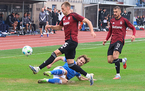 přečtěte si nejnovější informace o zelených před nadcházejícím zápasem. analýzy, sestavy a aktuální dění v týmu.