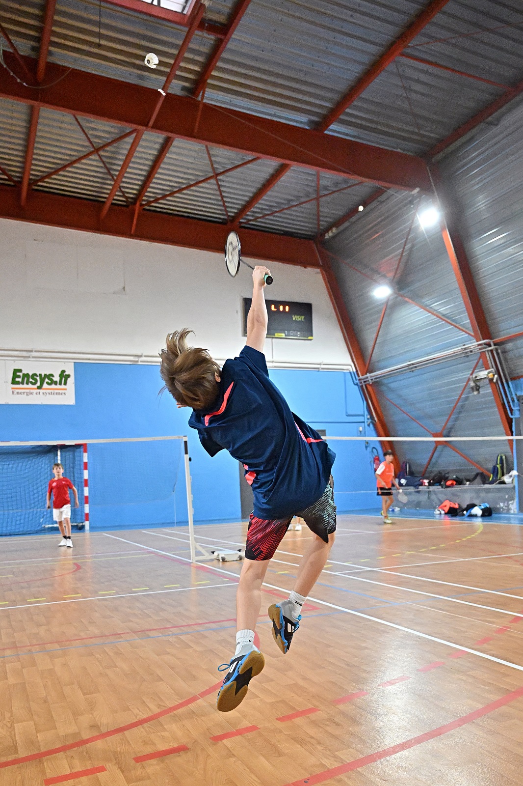 objevte vzrušení z badmintonu v aveyronu i za tmy. užijte si sportovní zážitek plný zábavy a výzev v krásném prostředí.