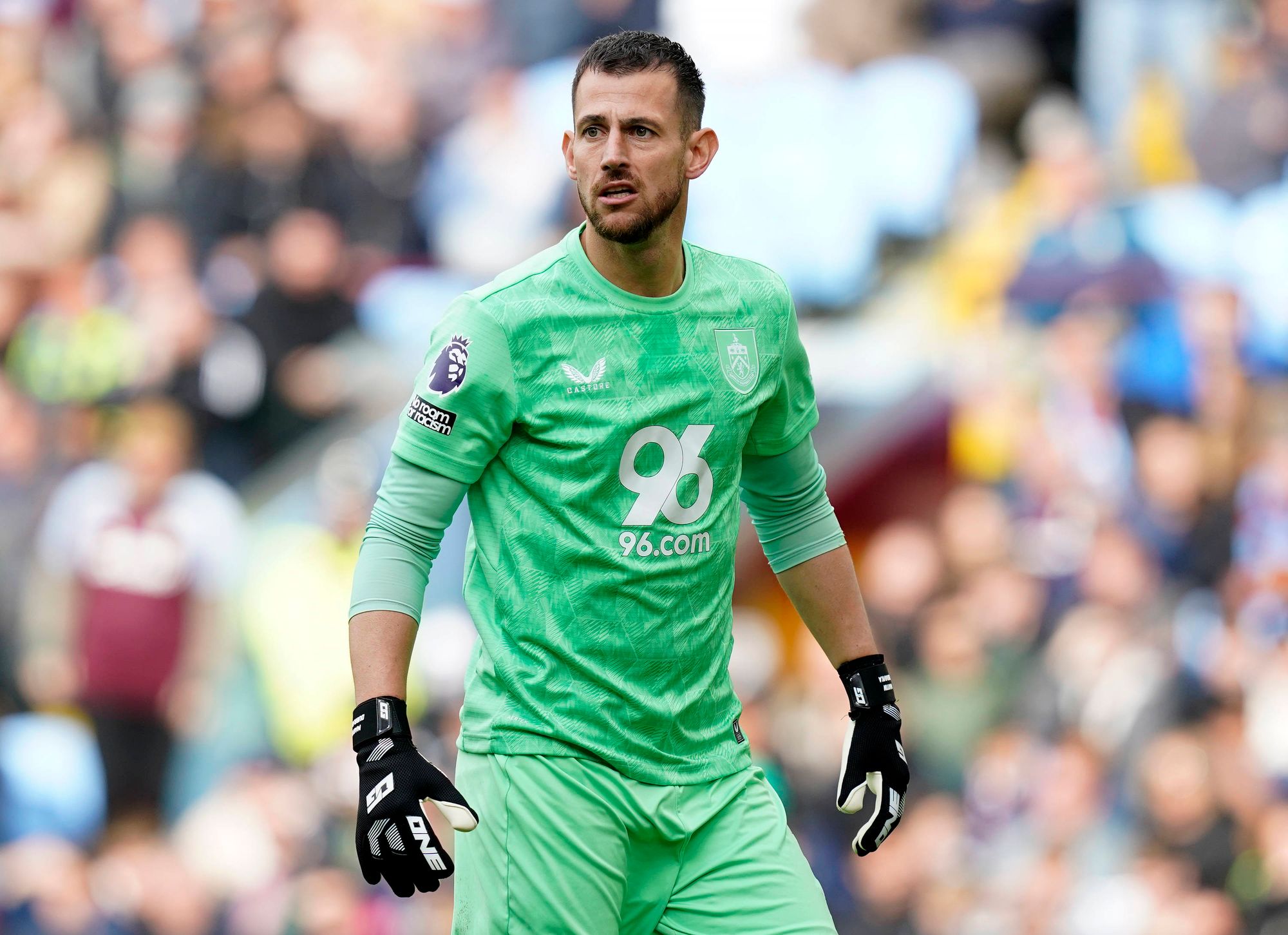 masuaku je posílen liverpoolem do konce sezóny, přináší sílu a zkušenosti do týmu.