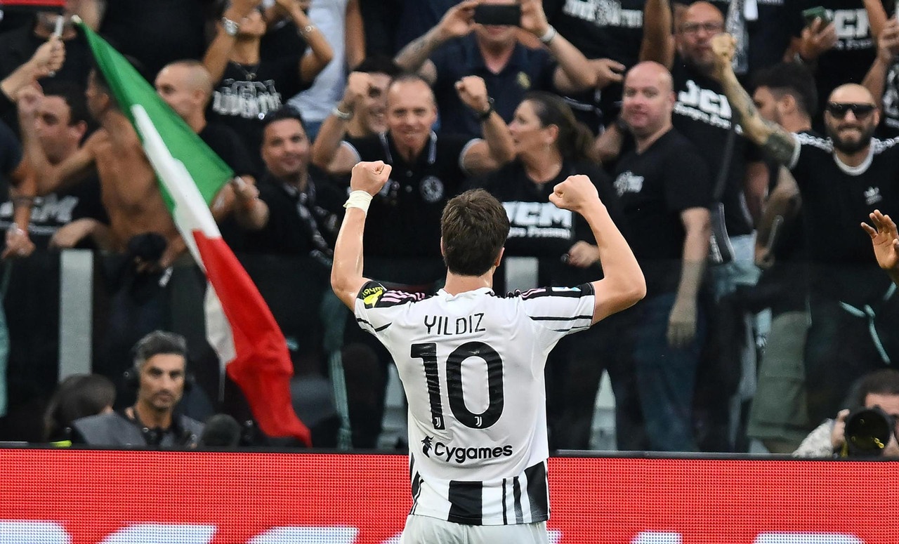 yıldız podepsal novou smlouvu s juventusem, čímž posílil svůj závazek vůči klubu a fanouškům.